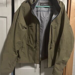 Eddie Bauer Men's Green Raincoat